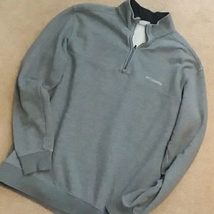 Columbia sweatshirt pullover
